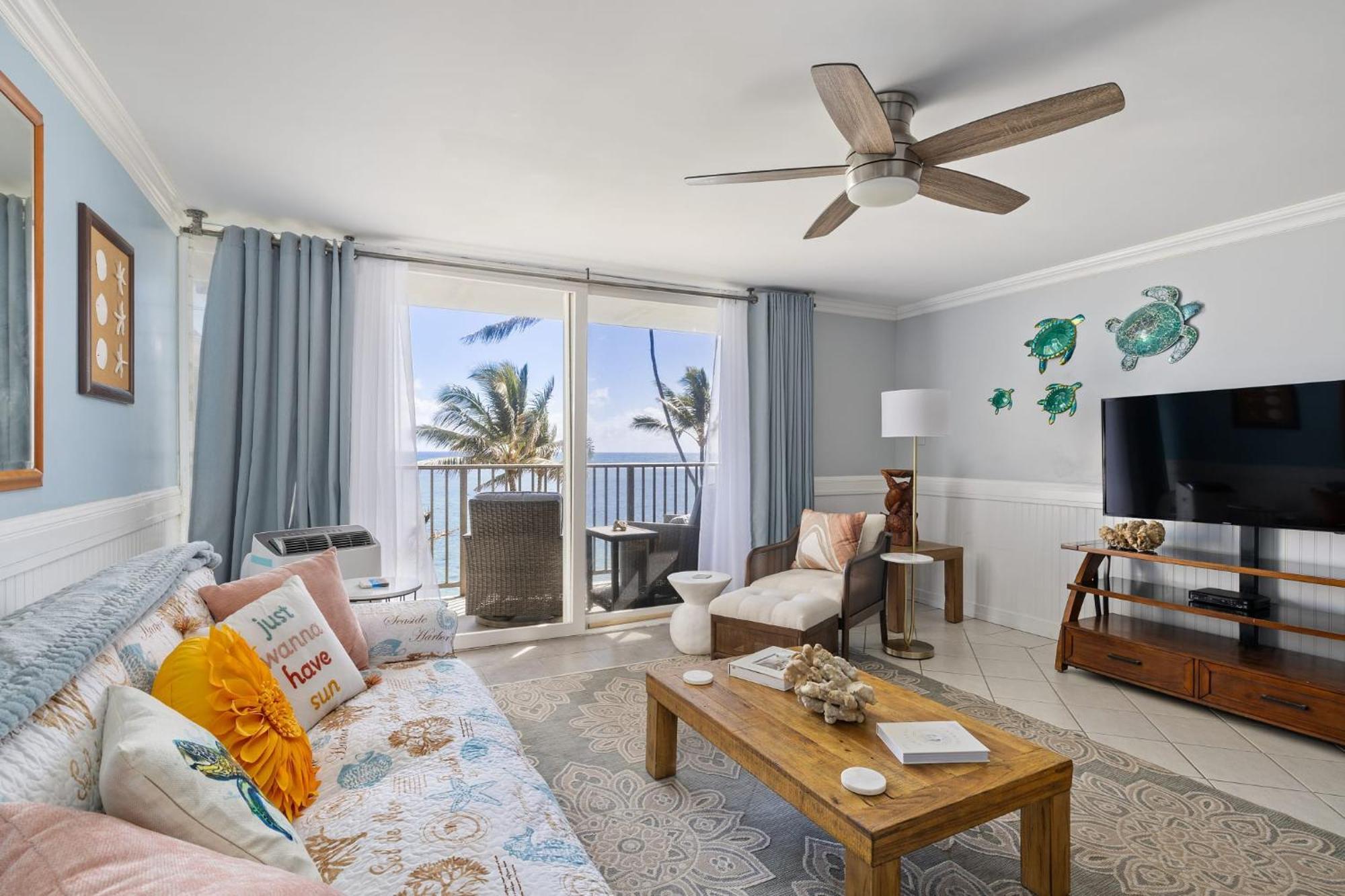 Pats At Punalu'U - Beachfront Condos Hau'ula 外观 照片